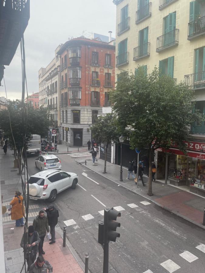 Apartamento Delux Madrid Extérieur photo